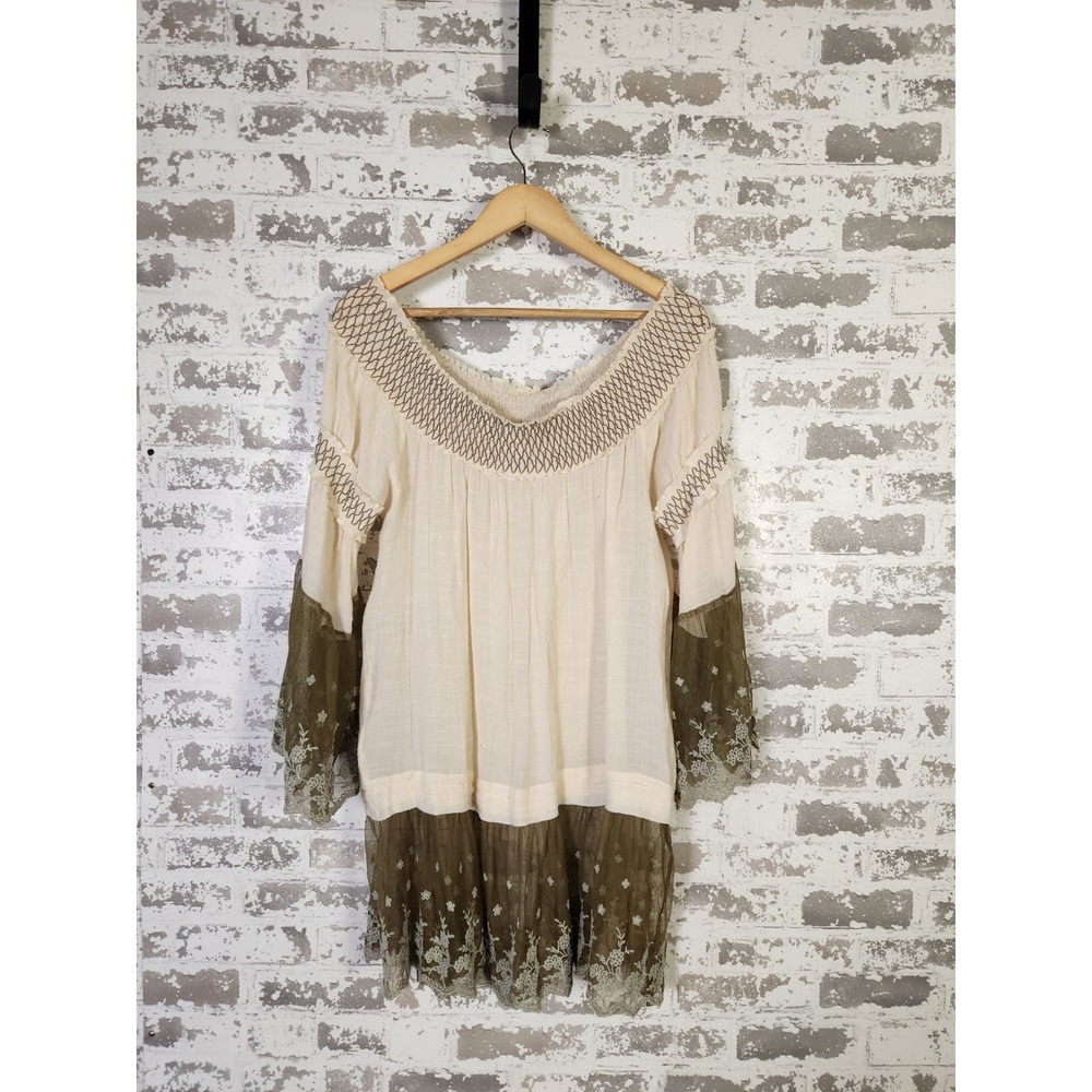 Anthropologie Rye Top Large Beige Smocked Embroidered Boho Whimsigoth Fairy